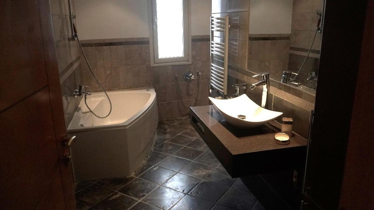 Villa Tunisienne Luaran gambar