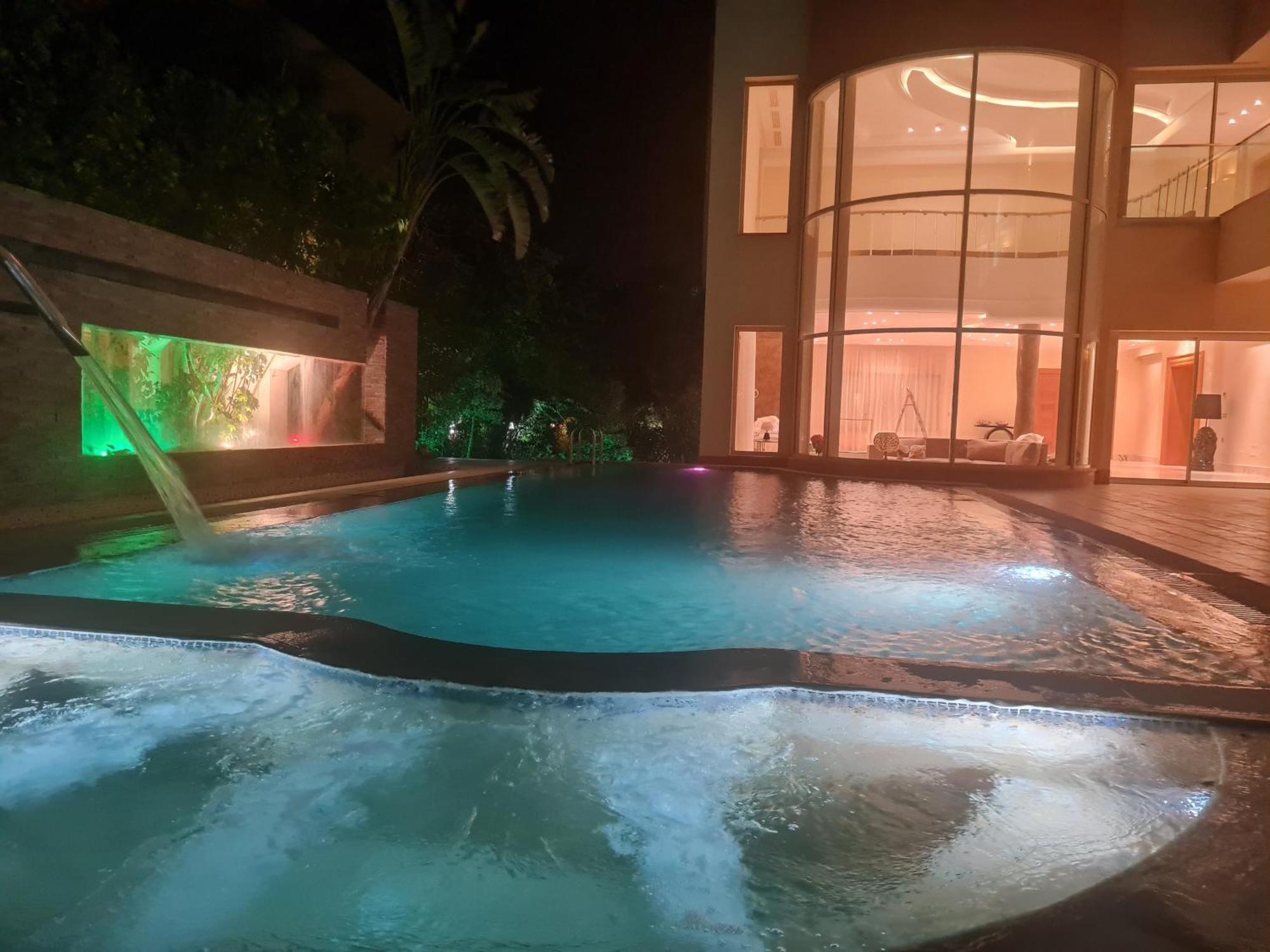 Villa Tunisienne Luaran gambar